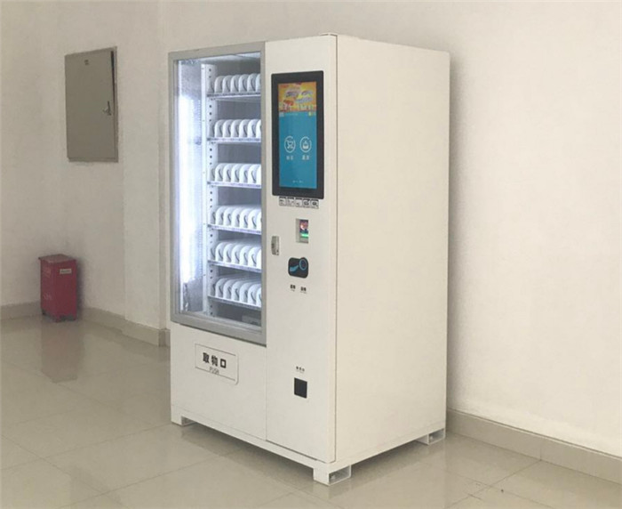 無人自動(dòng)售貨機(jī)